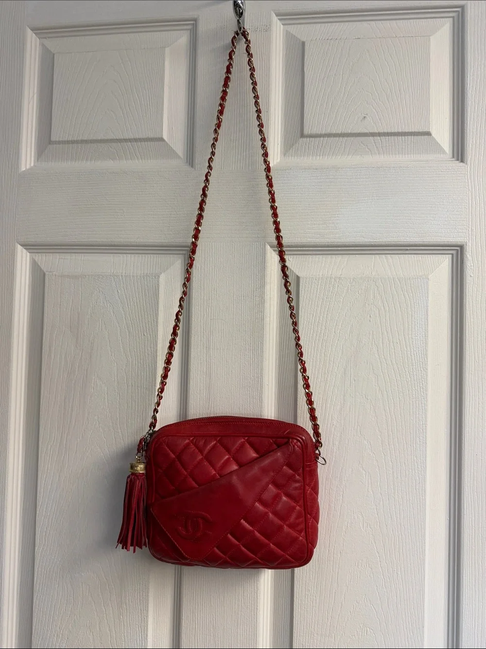 CHANEL Matelasse Fringe Lambskin Leather Fabric Red Chain Shoulder bag